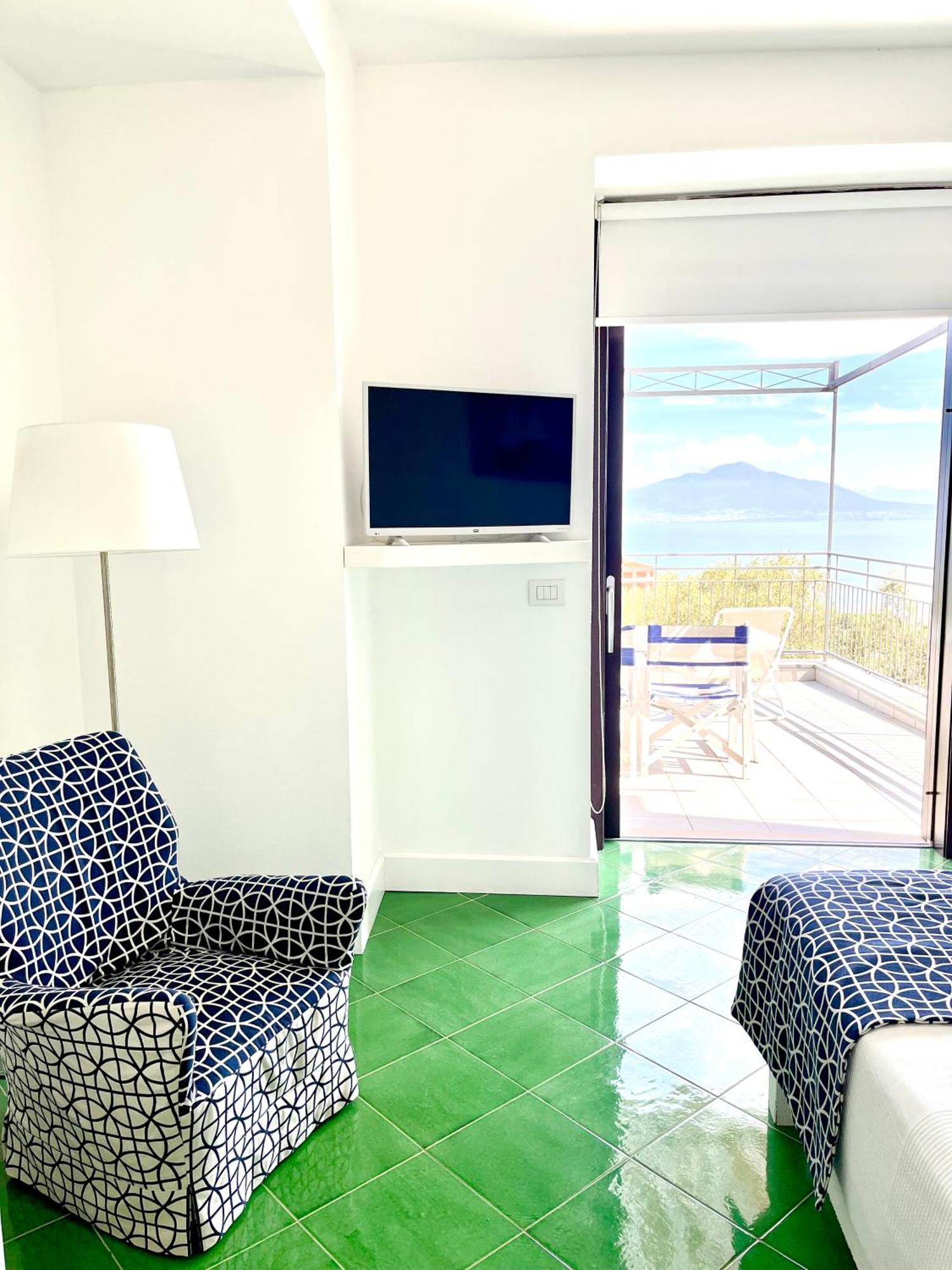 Sorrento Garden Hotel Ngoại thất bức ảnh